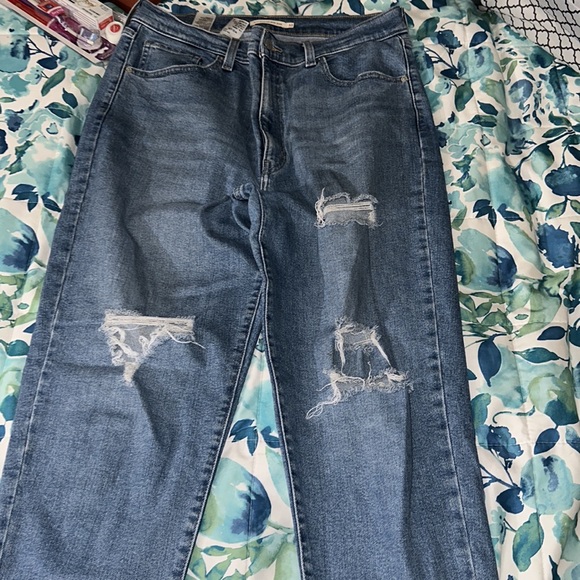 High Waisted Mom Jeans - Picture 2 of 4